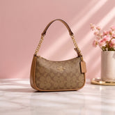 Elegant Monogram Chain Shoulder Bag