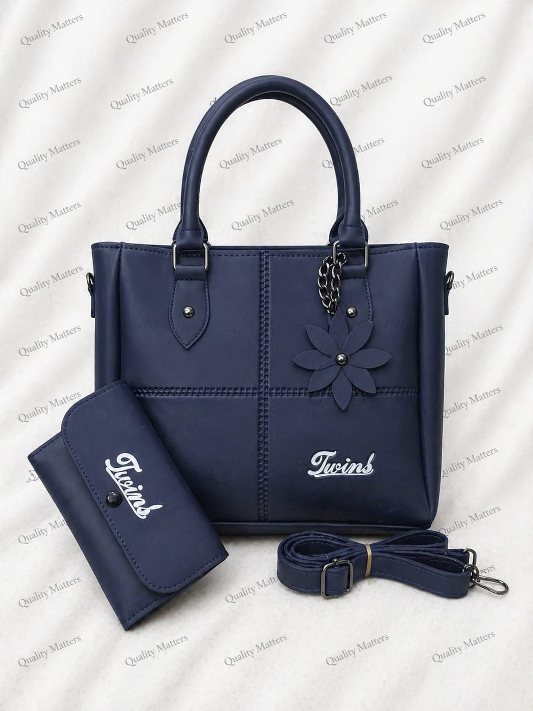 Chic Flower Accent Tote Set