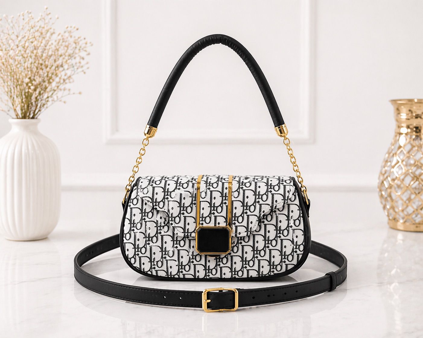 Classique Chain Purse
