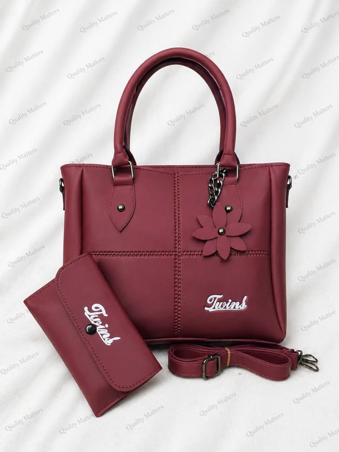 Chic Flower Accent Tote Set