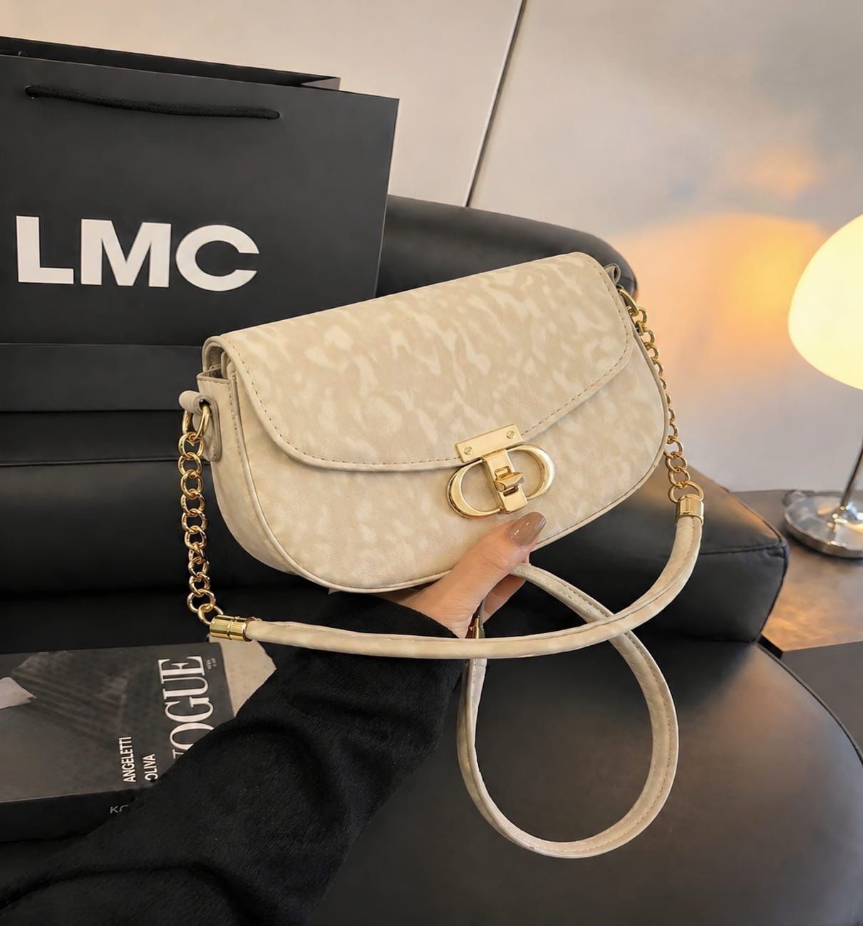 Elegant Chain Lock Crossbody Bag