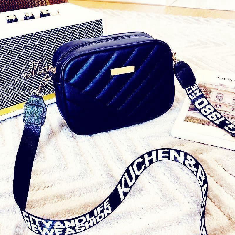 Fashion Wide Strap Shoulder Bag