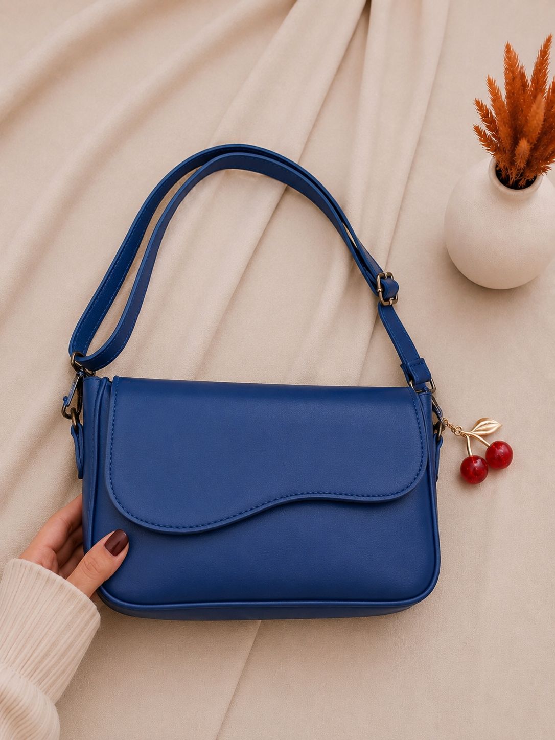 Minimalist Flap Shoulder Handbag