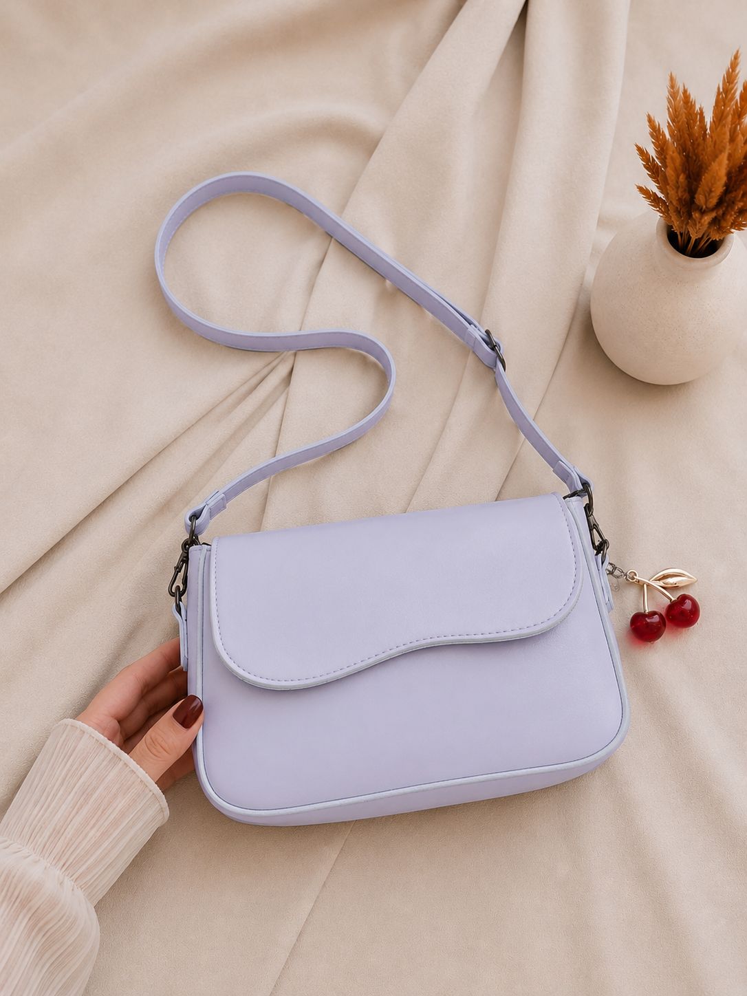 Minimalist Flap Shoulder Handbag