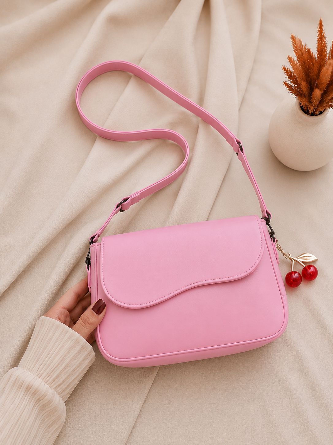Minimalist Flap Shoulder Handbag
